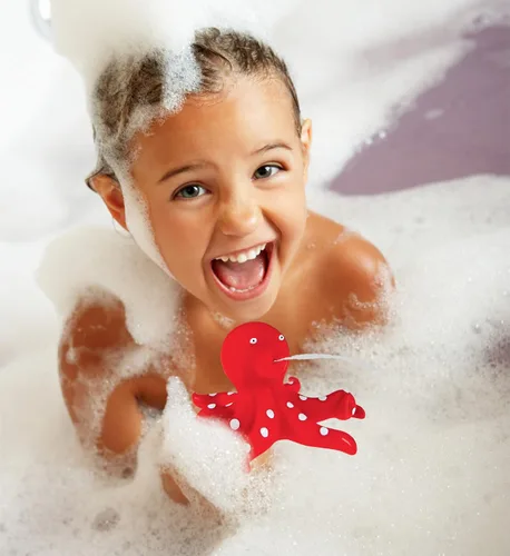 Vista 6 de DolliBu Octopus Bath Buddy Squirter - Juguete flotante de goma de pulpo rojo, divertido juego de baño para niños pequeños, lindo juguete de animales