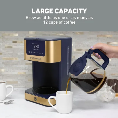 Vista 3 de West Bend Cafetera programable atemporal de 12 tazas con selector de fuerza de preparación para café caliente y helado, incluye opción