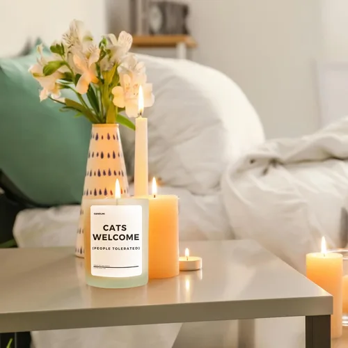 Vista 7 de Caja de regalo de vela Cat Mom Vela de cera de soja perfumada de vainilla Perfecto para cumpleaños o aniversario de mujeres