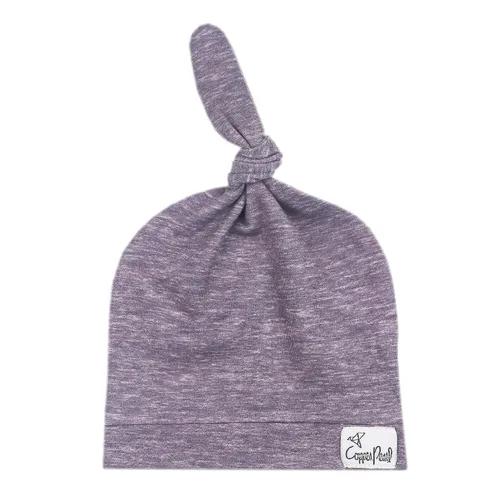 Vista 37 de Copper Pearl Gorro de bebé con nudo superior elástico suave Lennon