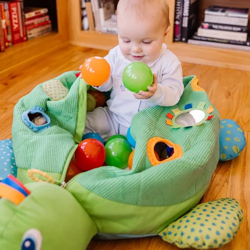 Vista 7 de Melissa & Doug Pozo de pelotas de tortuga para niños con 60 bolas, color verde