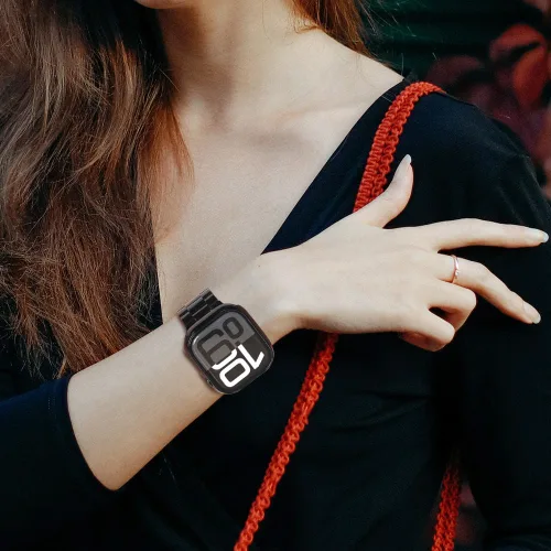 Vista 6 de baozai Compatible con Apple Watch Band de 1.654 pulgadas con funda, correa de acero inoxidable con protector de pantalla de vidrio templado