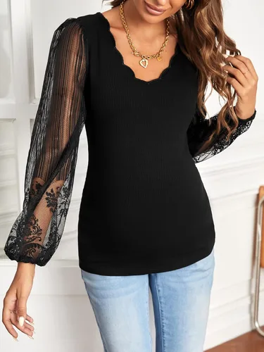 Vista 4 de OYOANGLE Camiseta de maternidad con cuello en V y manga de farol, malla de contraste, para mujer