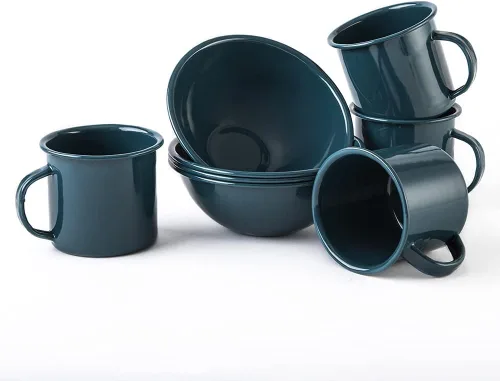 Vista 6 de Cinsa Juego de vajilla esmaltada de 16 piezas para 4. Incluye platos, cuencos, tazas, caldera de café