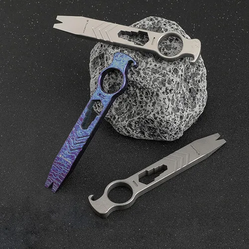 Vista 7 de Edc - Barra de palanca de titanio, herramienta multiherramienta de bolsillo, abridor de botellas, barra de palanca para extractor de uñas, pequeña