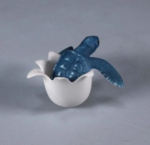 Vista 6 de Tortuga que eclosiona del huevo por John Perry Blue Mobile mecedora escultura Tipsy Turtle