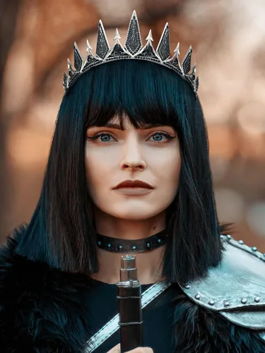 Vista 3 de SWEETV Black Gothic Crown, Witch Evil Queen Crown for Cosplay Halloween 1. negro+plata antigua