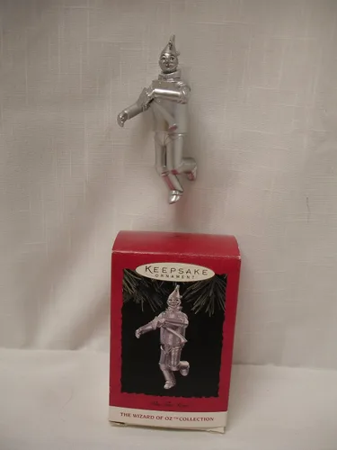 Vista 2 de Hallmark - Adorno de recuerdo de The Wizard of Oz Tin Man