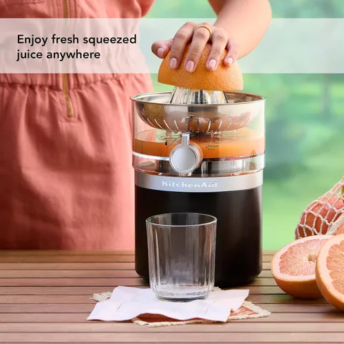 Vista 3 de Exprimidor de cítricos inalámbrico KitchenAid Go - la batería se vende por separado, KCJR160, Negro mate