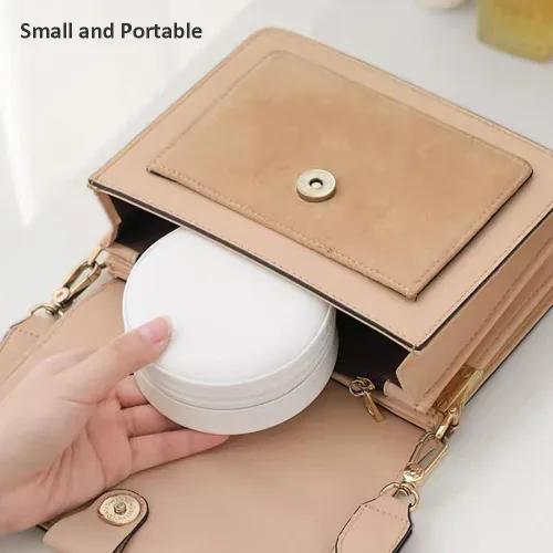 Vista 5 de RT&BS Pequeño joyero de viaje, organizador de viaje de joyería, cajas de joyería para mujeres y niñas con lindo mini forma redonda, bonito regalo