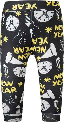 Vista 4 de LATOBREATH Conjunto de traje de año nuevo Kiss Me Now para niño pequeño con letras impresas en la parte superior de los pantalones lindos