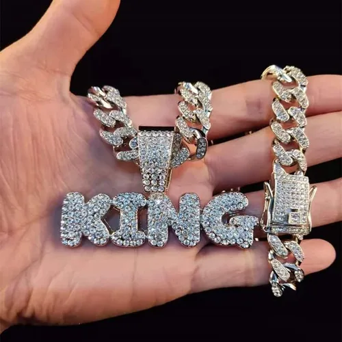 Vista 3 de HUYHOAT - Collar con colgante de letras de Hip Hop King con cadena cubana de 0.51 pulgadas (0.512 in), collar de hiphop brillante para hombre