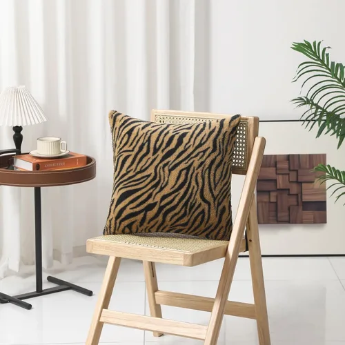 Vista 4 de Juego de 2 fundas de almohada con estampado de tigre de 18 x 18 pulgadas, fundas de almohada de piel sintética marrón y negra, suaves y esponjosas
