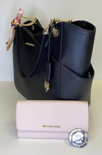 Vista 4 de Michael Kors Jet Set - bolsa de hombro para viaje con cadena grande, cartera triple Michael Kors Jet Set.