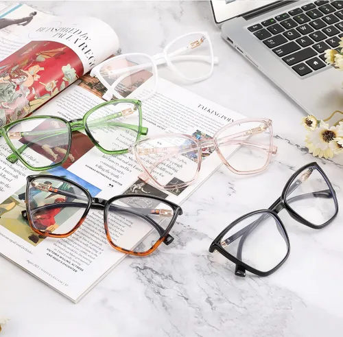 Vista 7 de FEISEDY Gafas de bloqueo de luz azul ojo de gato para mujer, gafas de computadora de moda Cateye B2977