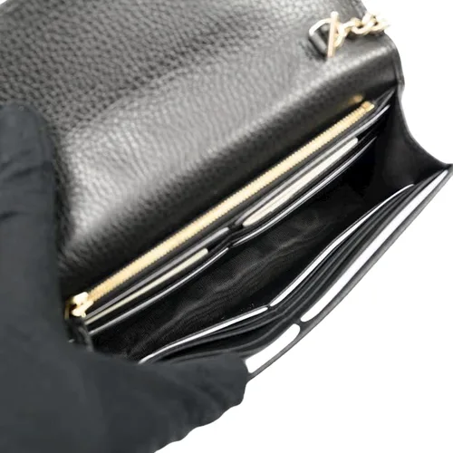 Vista 5 de Gucci - Bolso de piel de camelia entrelazado con cadena marmont, color plateado