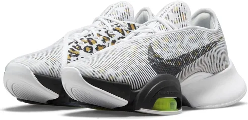 Vista 4 de Nike - Tenis de gimnasia para mujer