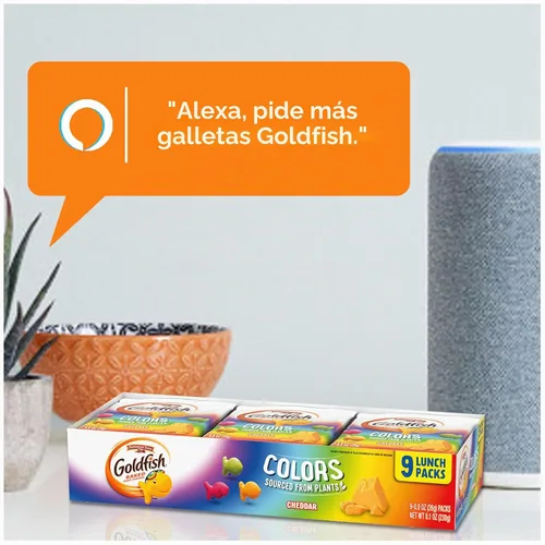 Vista 4 de Goldfish Colors Cheddar Crackers, paquete de aperitivos, 0.9 onzas, bandeja de paquete múltiple de 9 CT