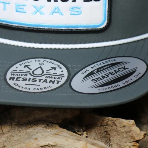 Vista 44 de HOOEY Adjustable Snapback Trucker Hat with Cactus Ropes Logo