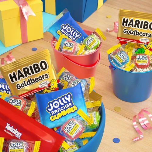 Vista 5 de HARIBO, JOLLY RANCHER y TWIZZLERS - Paquete surtido de dulces con sabor a frutas, 31.4 onzas