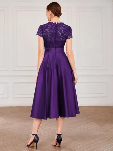 Vista 2 de Ever-Pretty Vestido de cóctel plisado con cuello en V transparente de encaje para mujer 40400