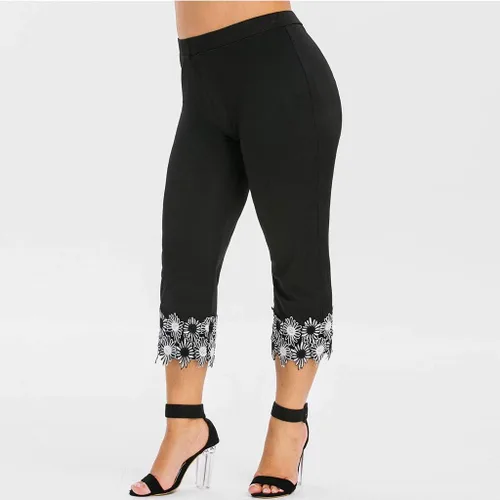 Vista 7 de Pantalones capri para mujer, talla grande, leggings capri elásticos para yoga, correr, mallas atléticas con ribete de encaje de guipur sólido, Negro