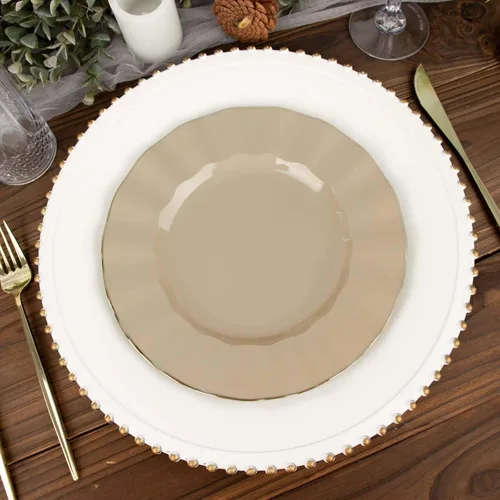 Vista 65 de Tableclothsfactory Paquete de 10 platos redondos de plástico negro de 6 pulgadas para ensalada de postre, platos desechables con borde ondulado