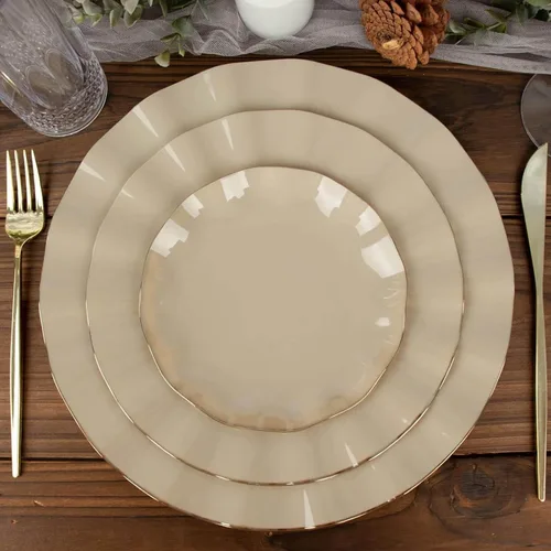 Vista 44 de Efavormart 10 Pack Platos redondos de plástico negro de 6" para postre y ensalada, platos desechables para aperitivos con borde ondulado dorado