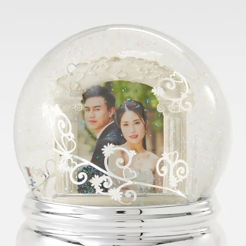 Vista 4 de COSAS REMEMBERED Grabado Forever Wedding Photo Musical Snow Globe