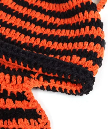 Vista 4 de Toddmomy - Disfraz de Navidad para recién nacido, diseño de ganchillo, gorro de punto de Navidad