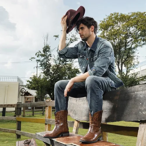 Vista 2 de Botas vaqueras para hombre Botas occidentales para hombre con bordado, antideslizantes, punta cuadrada, botas de tobillo de tacón grueso, duraderas