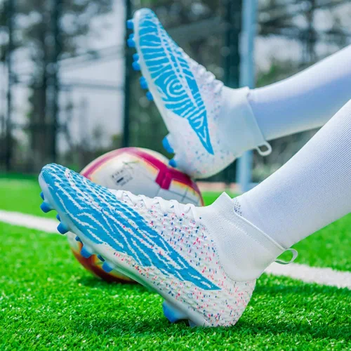 Vista 2 de ailishabroy Botas de fútbol para hombre, FGAG, zapatos de fútbol para interiores y exteriores, con picos firmes para el suelo, entrenamiento