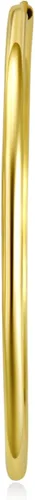Vista 4 de Arete de aro de oro amarillo de 14 quilates de 2 mm de grosor, 9 diferentes tamaños disponibles.
