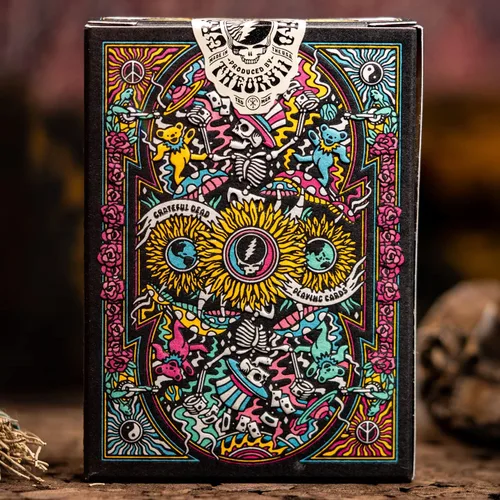 Vista 3 de theory11 Cartas Grateful Dead Baraja Premium con Ilustraciones Icónicas Temáticas de la Banda
