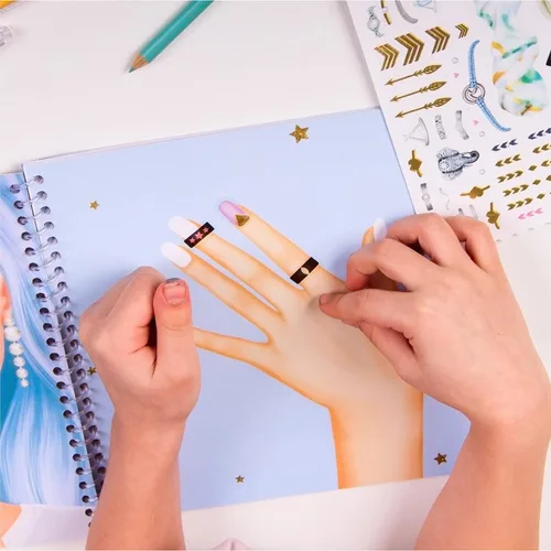 Vista 5 de BSCOOL Nails Studio Learn to Design - Libro de actividades para niñas de 5 años en adelante, paquete de 2, libro de diseño de calcomanías de arte