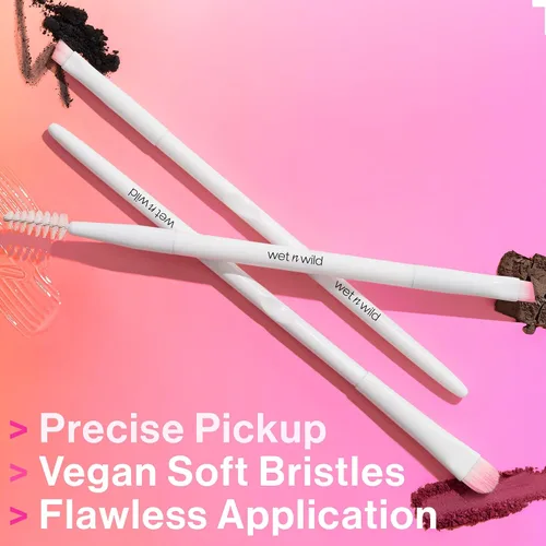 Vista 4 de wet n wild - Brocha angular para maquillaje de base, de precisión muy fina, con mango ergonómico para mezclar