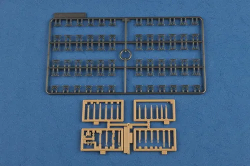 Vista 8 de Hobby Boss Panzerkampfwagen IV Ausf. D Kit Modelo (escala 1/35)