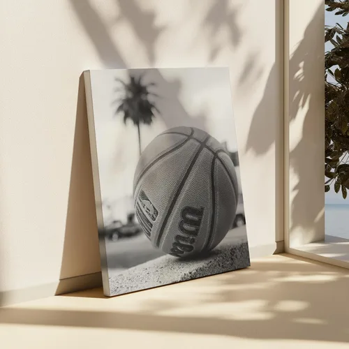 Vista 6 de Poster Master Lienzo de baloncesto - Impresión de pelota en una repisa - Arte deportivo - Fotografía en blanco y negro - Arte de atleta - Decoración