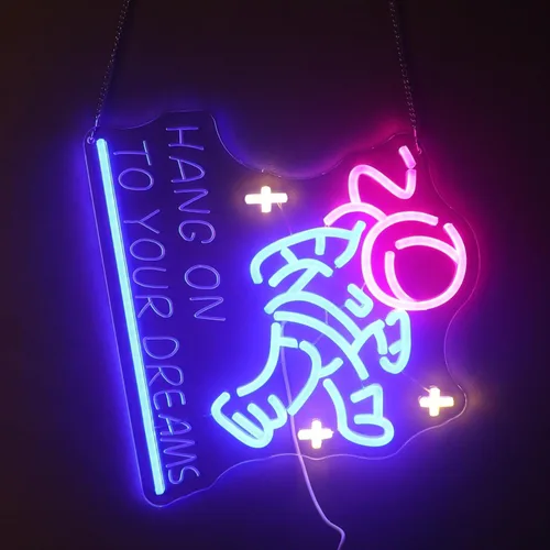 Vista 13 de Astronaut Skateboarding" Space Adventure Light - Arte de pared LED genial y que desafía la gravedad para sala de juegos, dormitorio, decoración