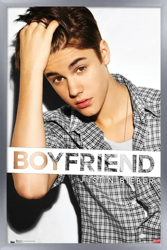Vista 10 de Trends International Justin Bieber - Póster de pared de novio, 14.725 x 22.375 pulgadas, versión enmarcada de madera de granero Versión enmarcada