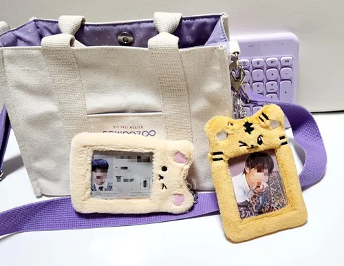 Vista 3 de Soporte para tarjeta fotográfica de felpa con forma de animal para Kpop Idol, identificación con foto, tarjeta de estudiante, tarjeta, tarjeta
