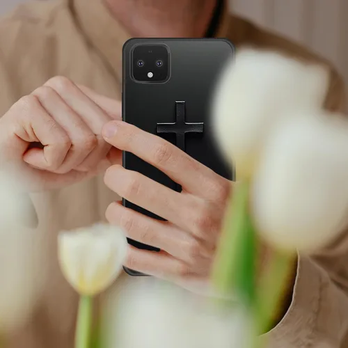 Vista 7 de Funda delgada para Google Pixel 4 XL, funda delgada de silicona de TPU suave a prueba de golpes para Google Pixel 4 XL, cruz negra