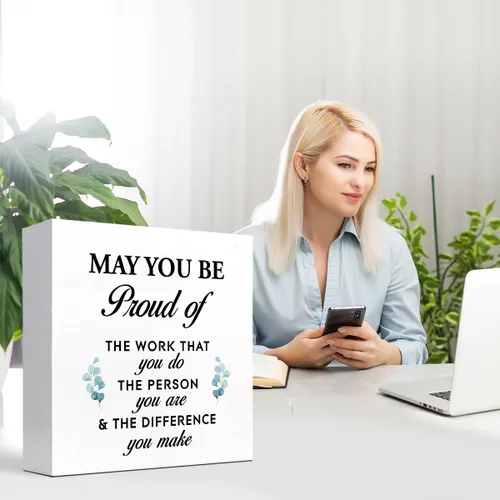 Vista 7 de Cartel de caja con citas inspiradoras con texto en inglés «May You Be Proud of the Work You Do», caja motivacional para decoración de pared