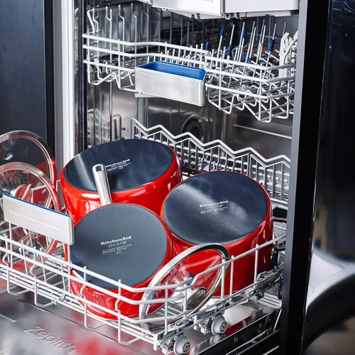 Vista 7 de KitchenAid Steel Core - Juego de utensilios de cocina esmaltados de 10 piezas, color rojo imperio