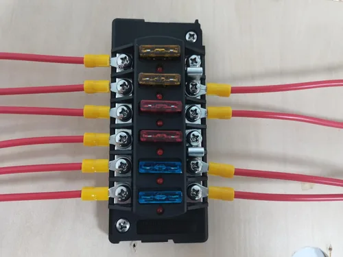 Vista 6 de Bloque de fusibles de 6 vías automotriz barco marino coche cámper remolque RV autocaravana caja de fusibles de energía solar 12V - 32V indicador LED