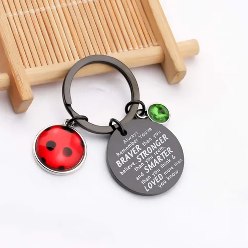 Vista 3 de BAUNA Llavero de mariquita para mejor amiga, regalo de amistad, Always Remember You're Braver Than You Believed, joyería con dije de cosplay