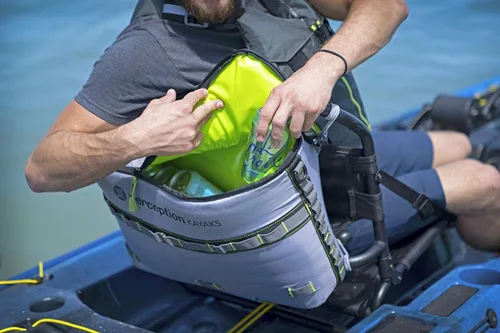 Vista 5 de Perception Splash - Enfriador de respaldo para kayaks con asientos estilo silla de césped
