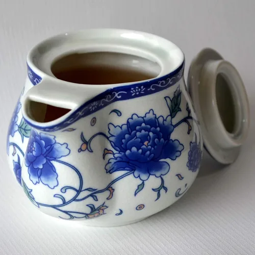 Vista 3 de Tetera 16.9 fl oz Azul Blanco Peonía Flor Porcelana Hervidor Inoxidable Infusor (Mudán Flor 16.9 fl oz)