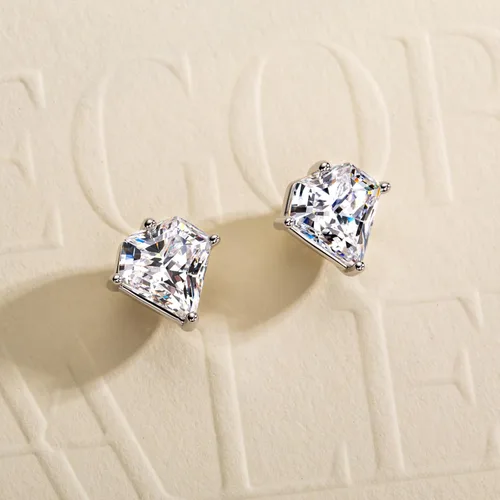 Vista 2 de 3cttw-6cttw Cubic Zirconia Stud Earrings 5A Grade CZ Diamond Shaped Earrings for Women Men