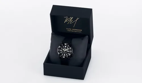 Vista 4 de SEIKO 5 Sports Yuto Horigome Reloj automático SRPJ39 edición limitada de camuflaje negro Negro - Reloj automático